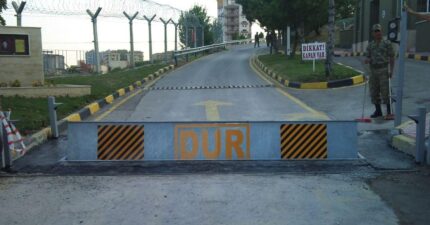 Çarpma Testli Kollu Bariyer (K12/PAS68)